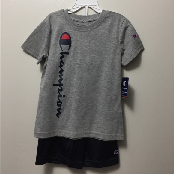 Champion Shirt/Shorts - Picture 2 of 3